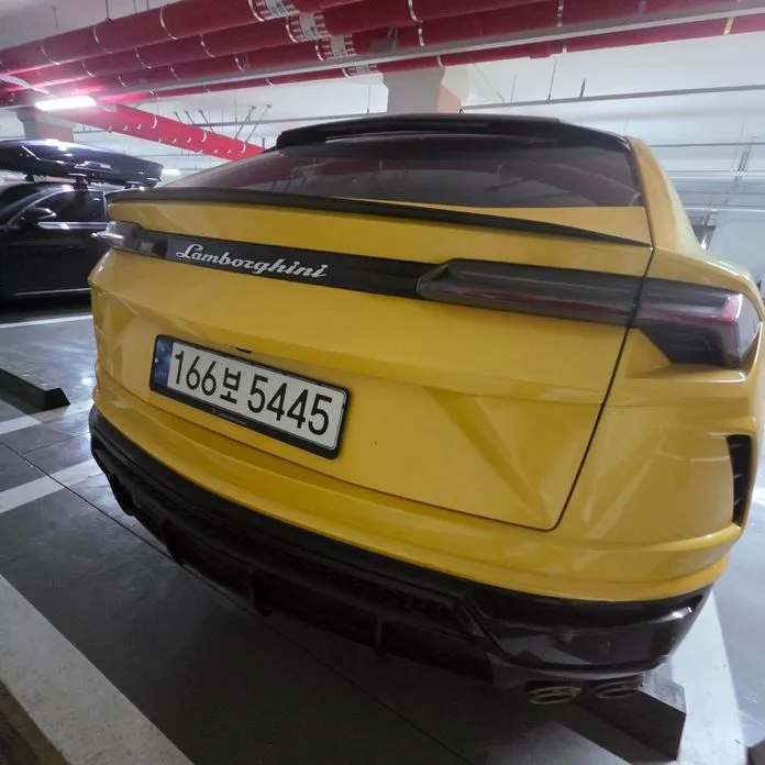 Lamborghini Urus 2022 из KR, фото 10
