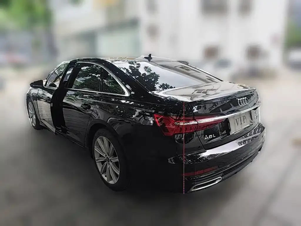 Audi A6L — фото 10