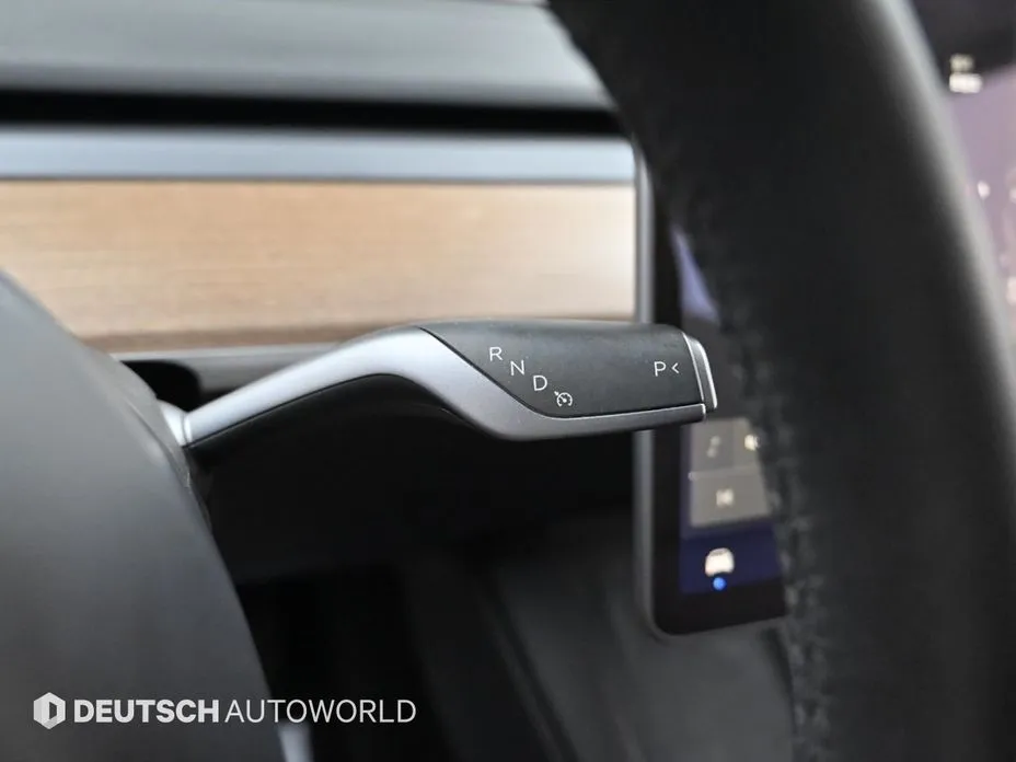 Tesla Model 3 — фото 6
