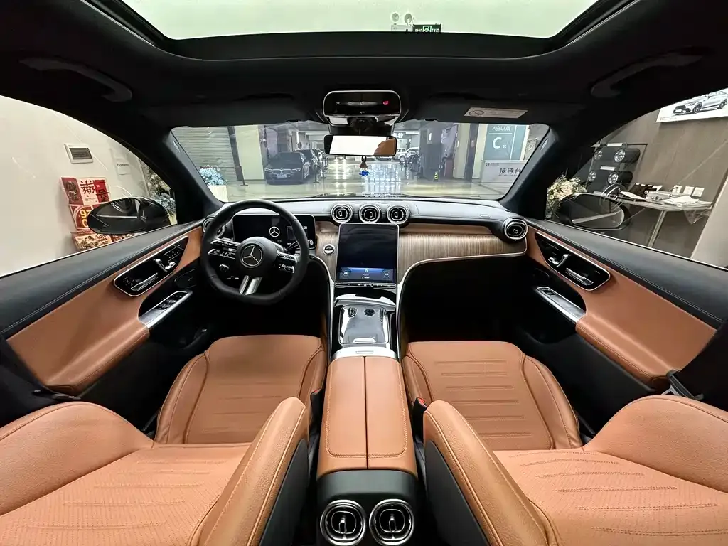 Mercedes-Benz GLC — фото 10