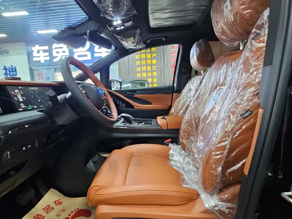 GAC Motor Trumpchi M8 — фото 2