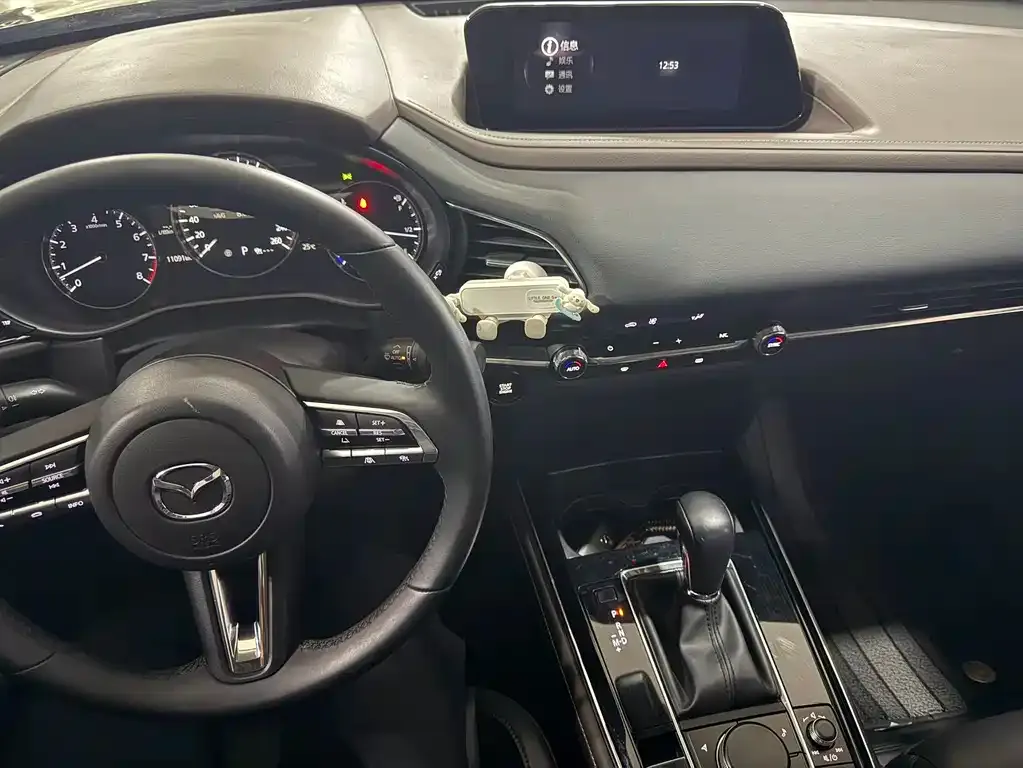 Mazda CX-30 — фото 6