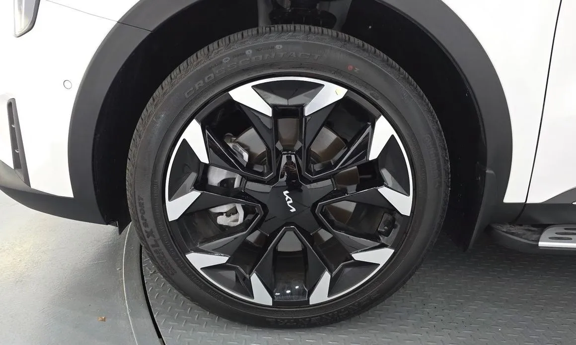 Kia Sorento — фото 4