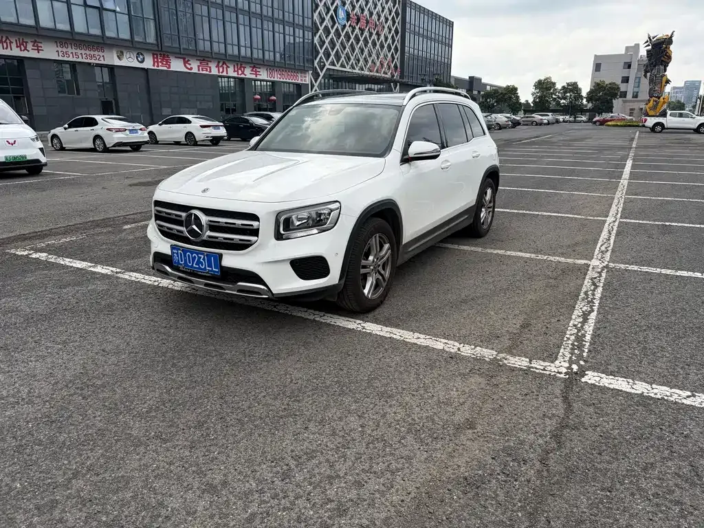 Mercedes-Benz GLB