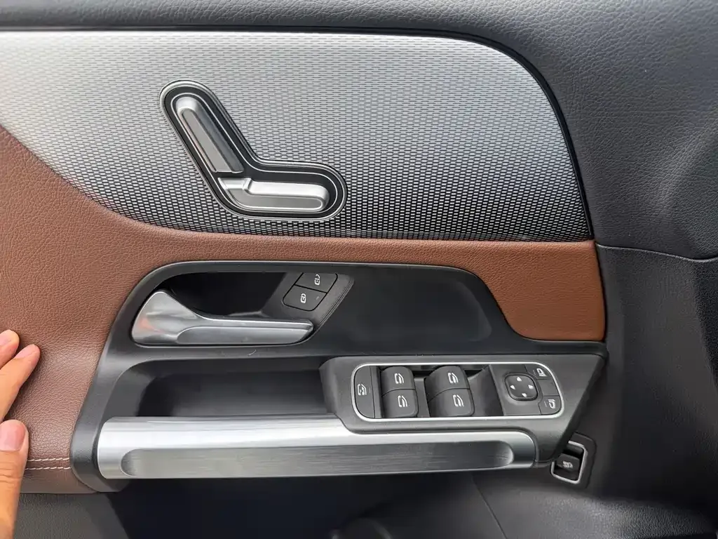 Mercedes-Benz GLB 2021 из CN, фото 4