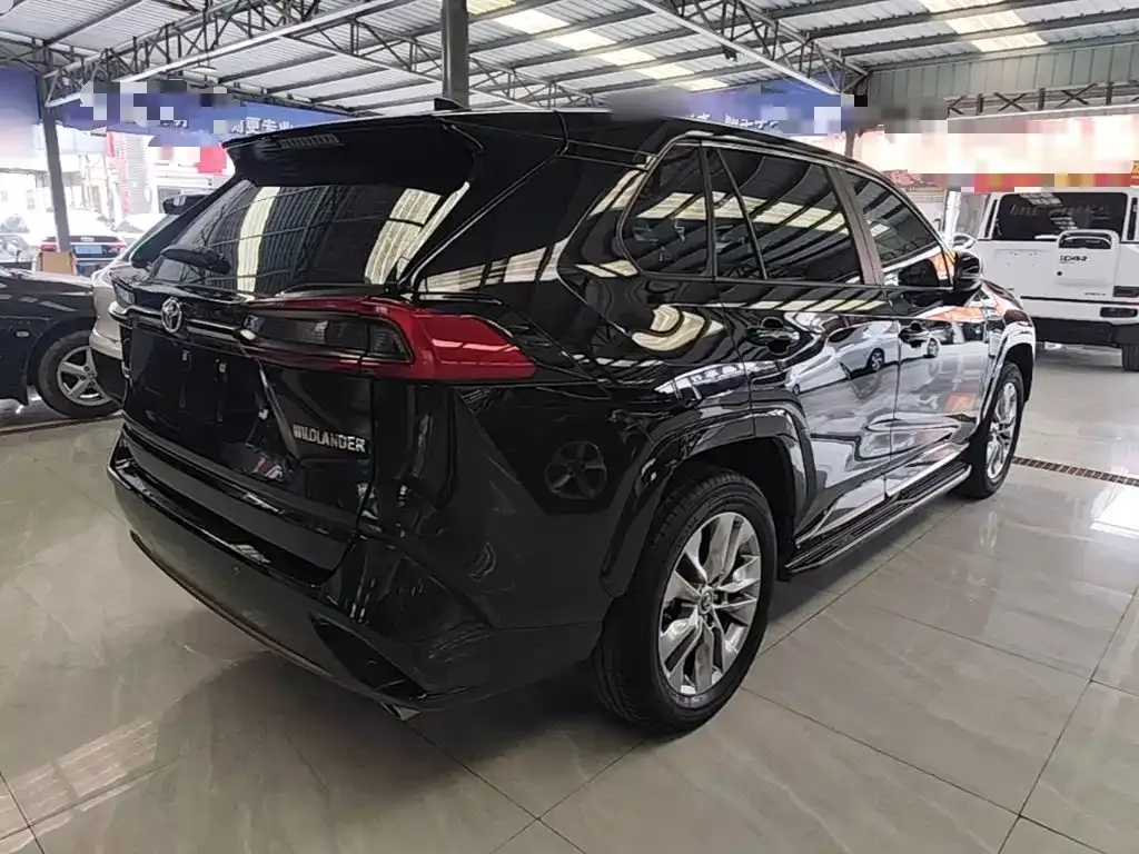 Toyota Wildlander 2024 из CN, фото 5