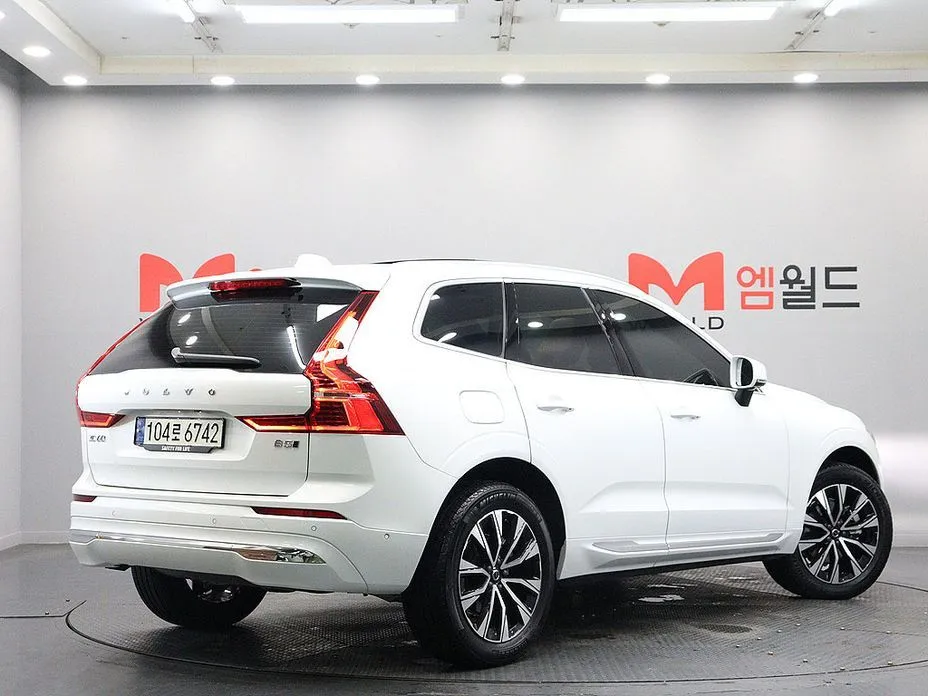 Volvo XC60 2024 из KR, фото 8
