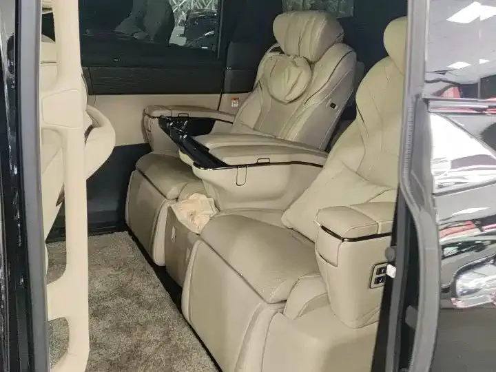 Toyota Vellfire — фото 3