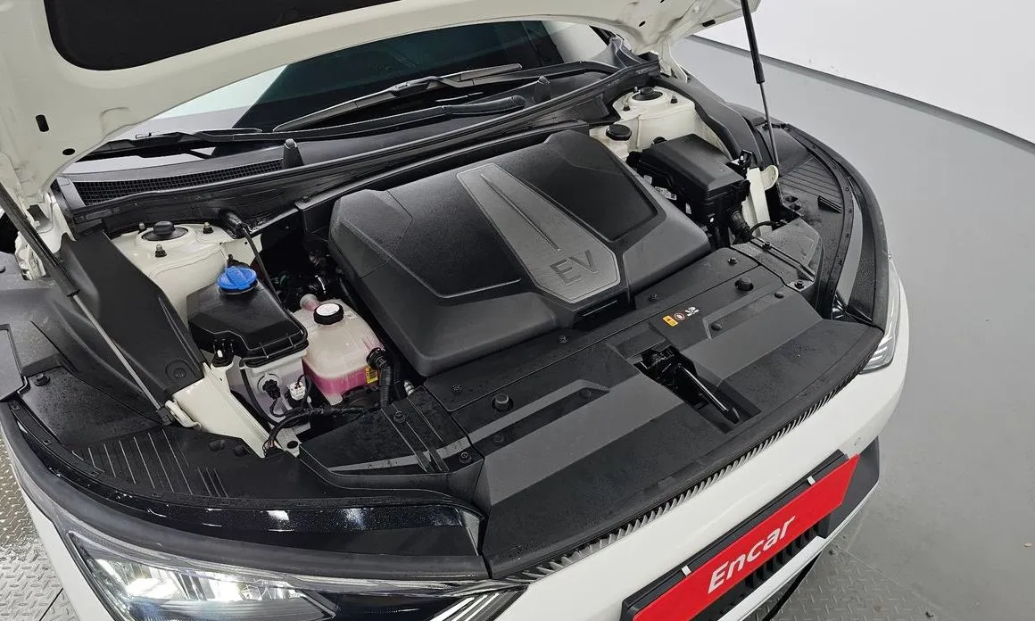 Kia EV6 2024 из KR, фото 10