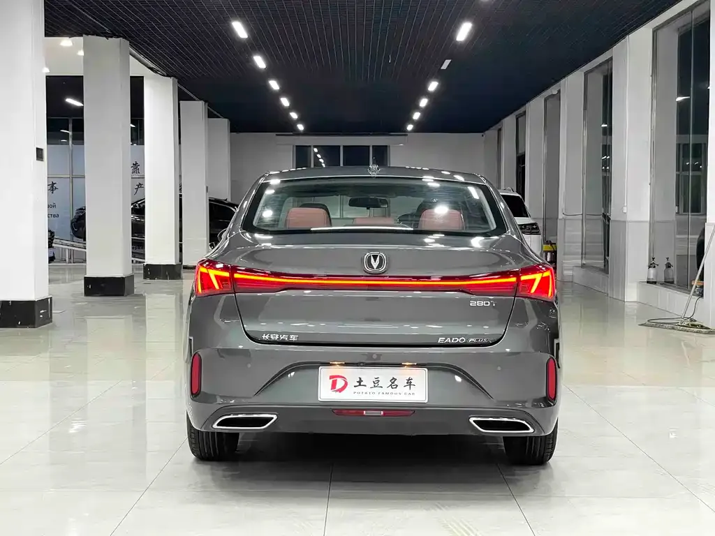 Changan Eado — фото 2