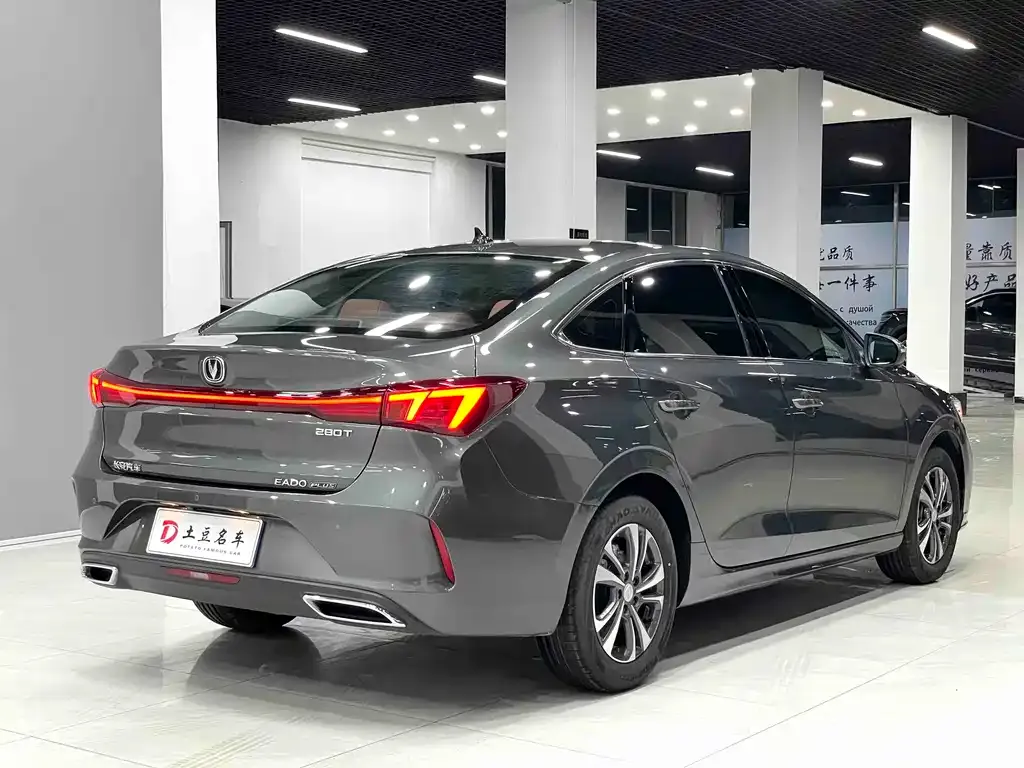 Changan Eado — фото 7