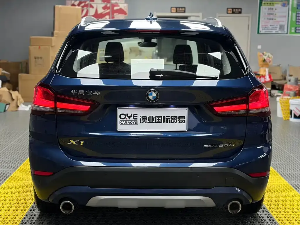 BMW X1 — фото 2