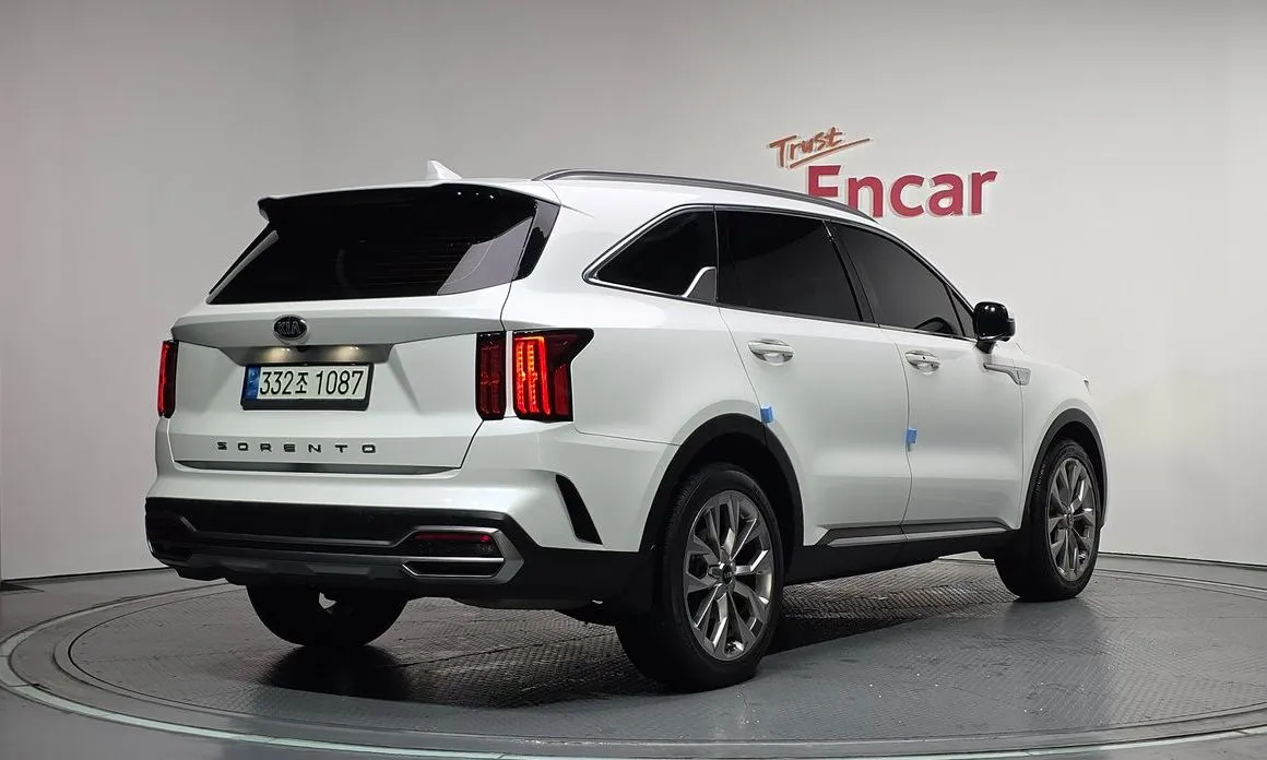 Kia Sorento — фото 4