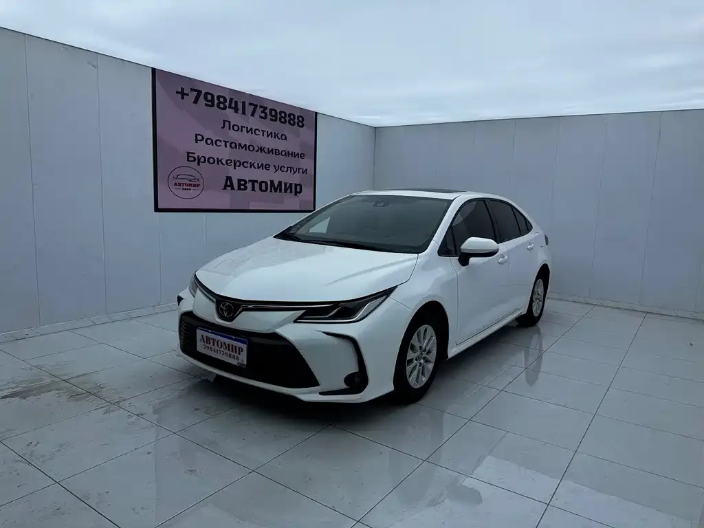 Toyota Corolla — фото 1