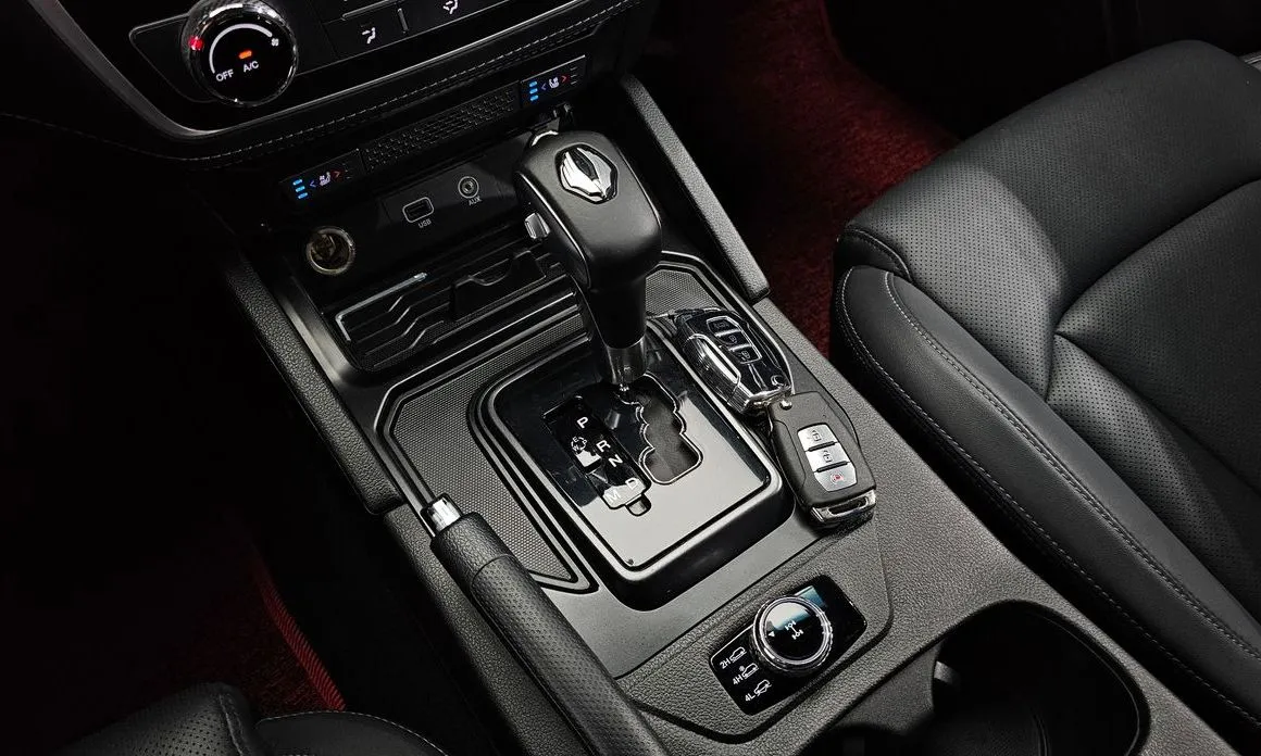 KG Mobility (Ssangyong) Rexton — фото 6