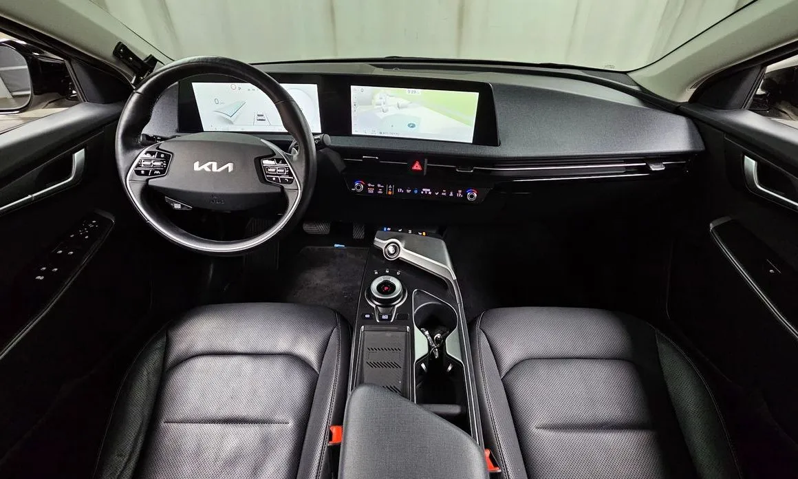 Kia EV6 — фото 7