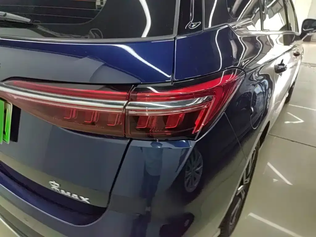 BYD MAX New Energy 2023 из CN, фото 5