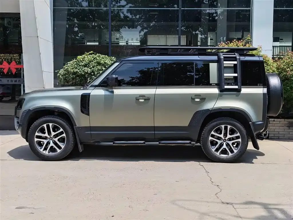 Land Rover Defender — фото 4