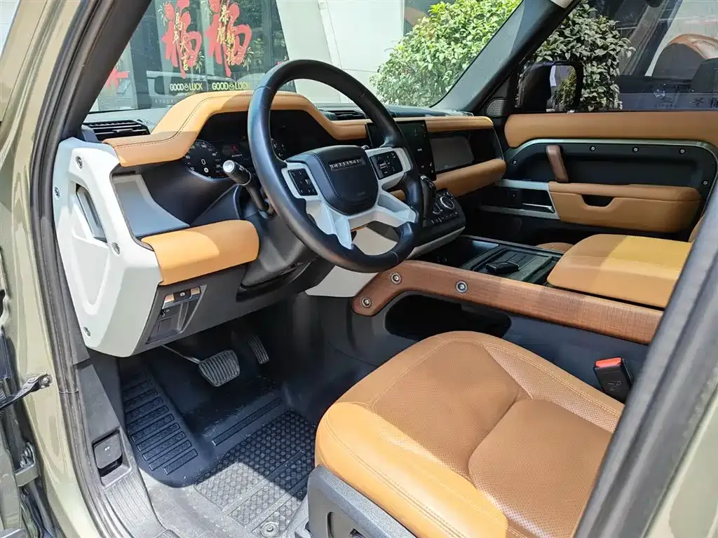 Land Rover Defender — фото 8
