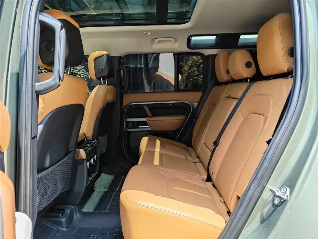 Land Rover Defender — фото 5