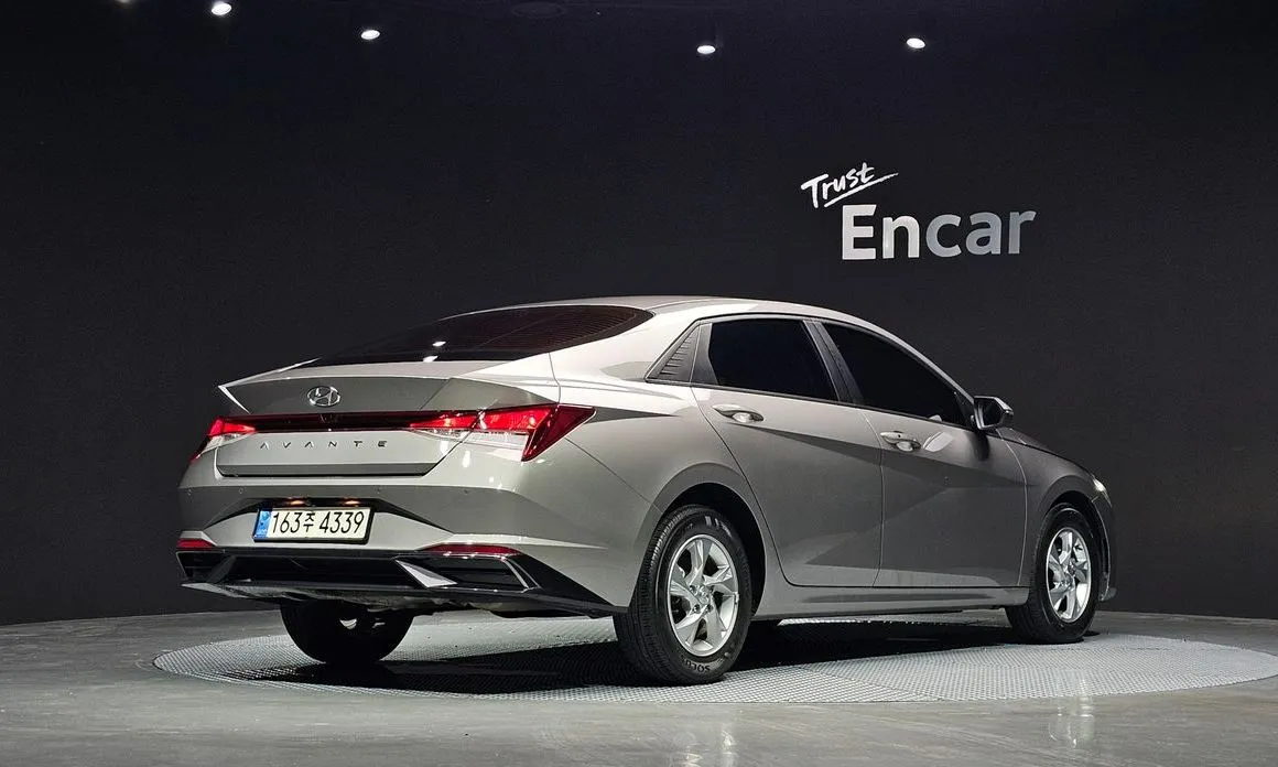 Hyundai AVANTE — фото 4