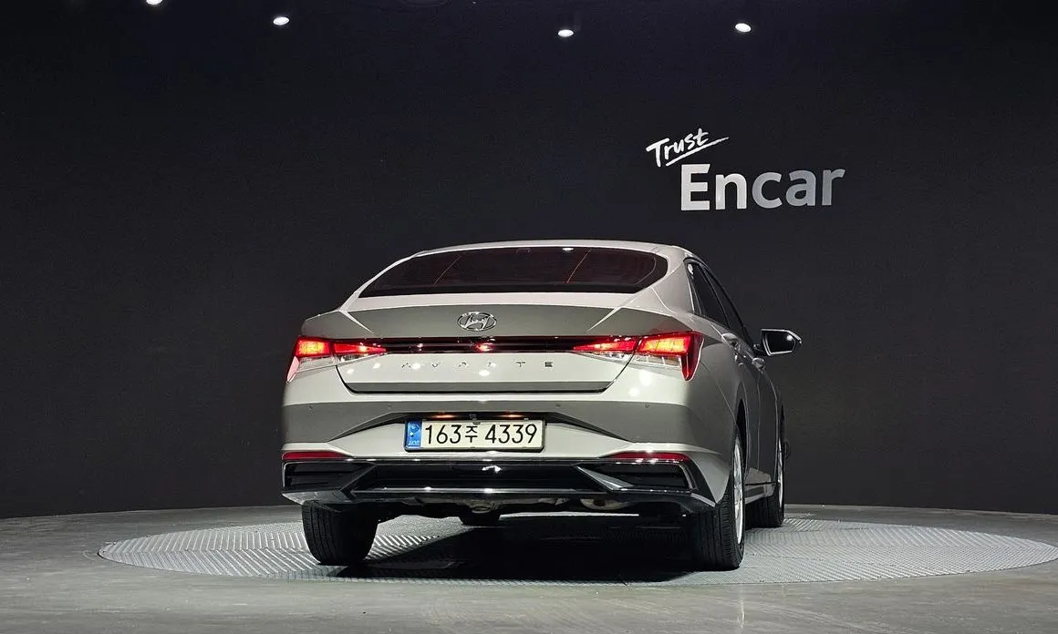 Hyundai AVANTE — фото 5