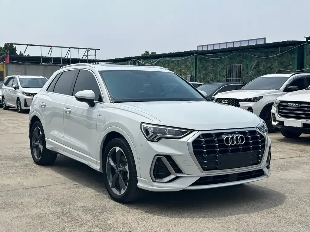 Audi Q3 — фото 5