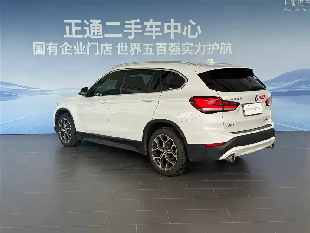 BMW X1 — фото 2