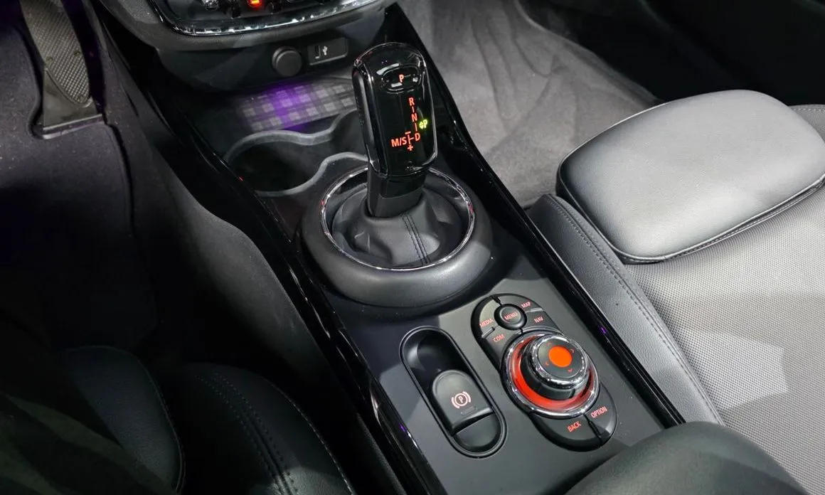 Mini Clubman 2021 из KR, фото 9