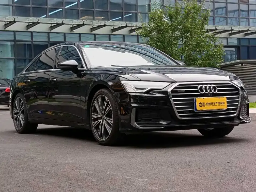 Audi A6L — фото 10