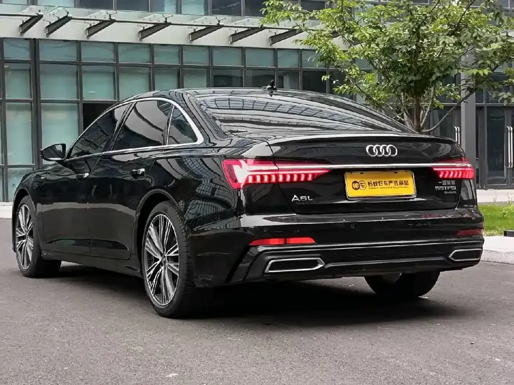 Audi A6L — фото 5