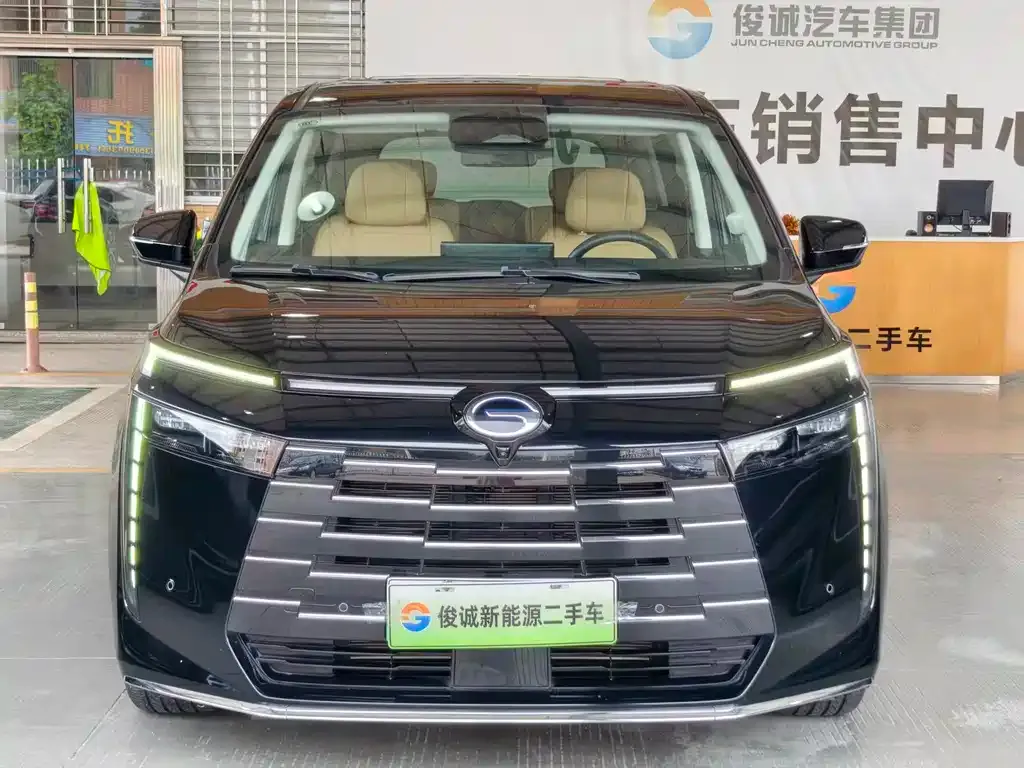 GAC Motor 传祺E8 PHEV — фото 7