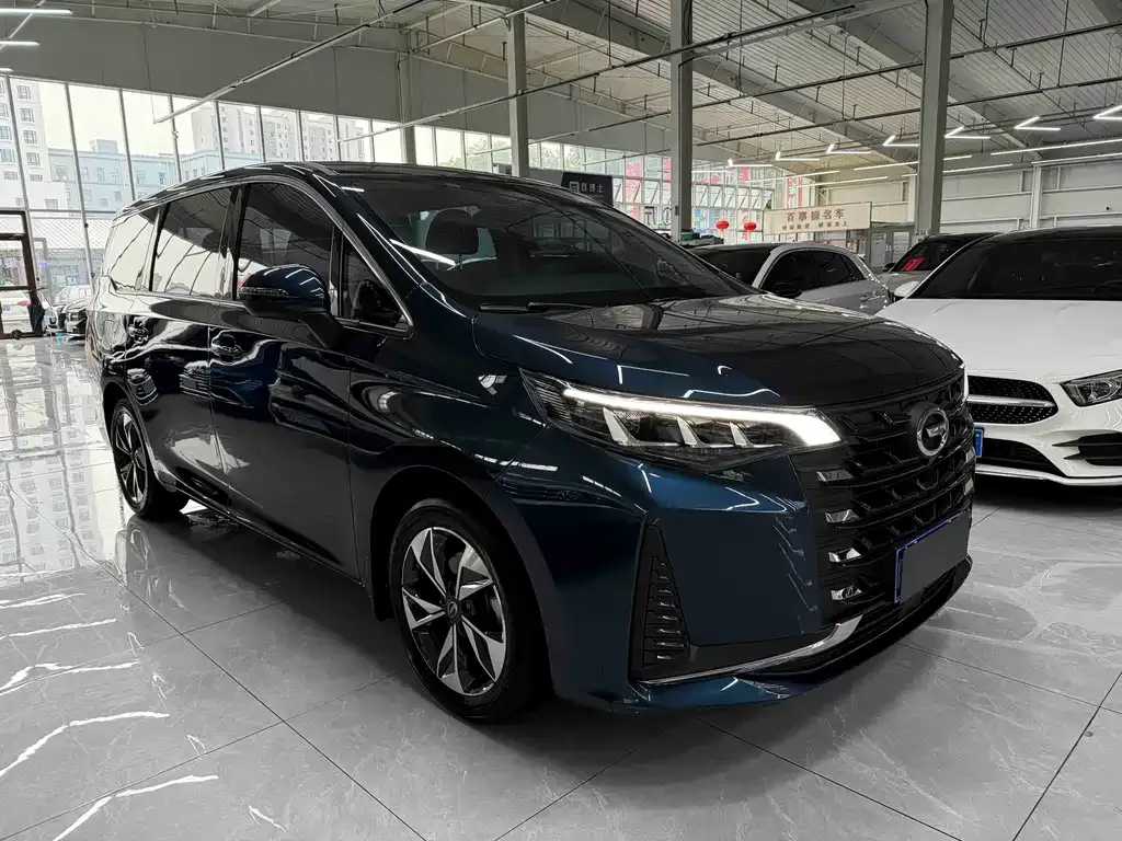 GAC Motor Trumpchi M6 — фото 9