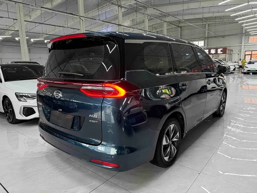 GAC Motor Trumpchi M6 — фото 7
