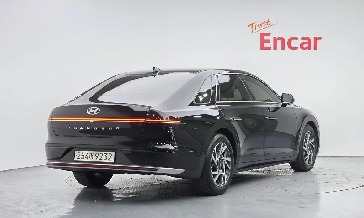 Hyundai Grandeur 2023 из KR, фото 8