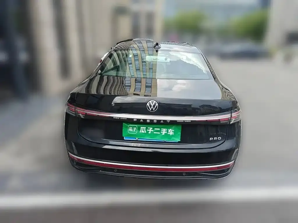 Volkswagen Passat — фото 6