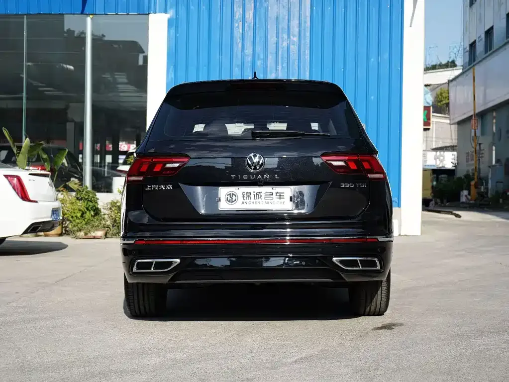 Volkswagen Tiguan L — фото 5