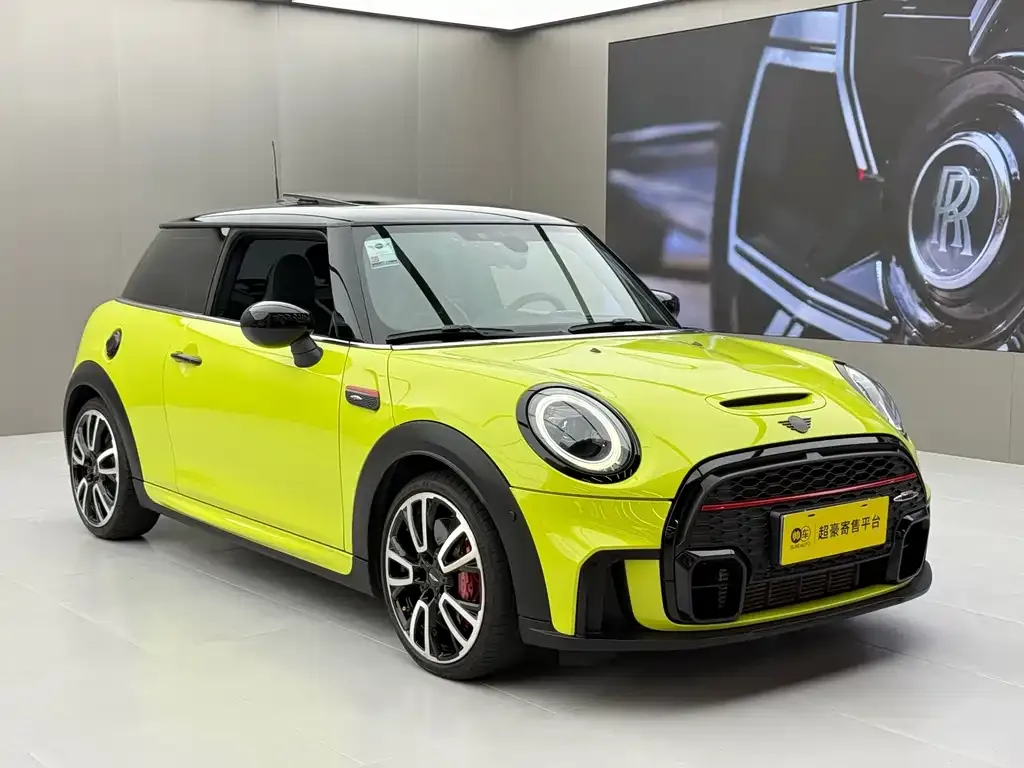 MINI JCW (John Cooper Works) — фото 9