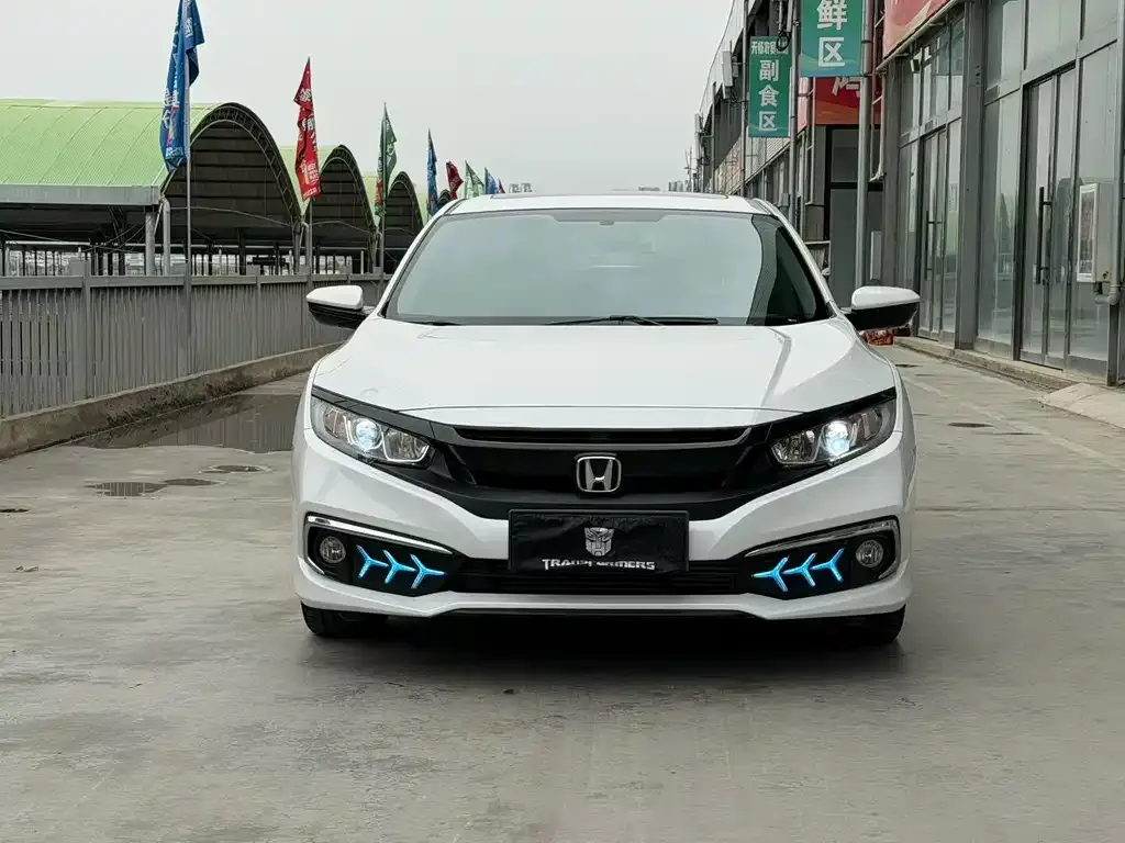 Honda Civic — фото 4