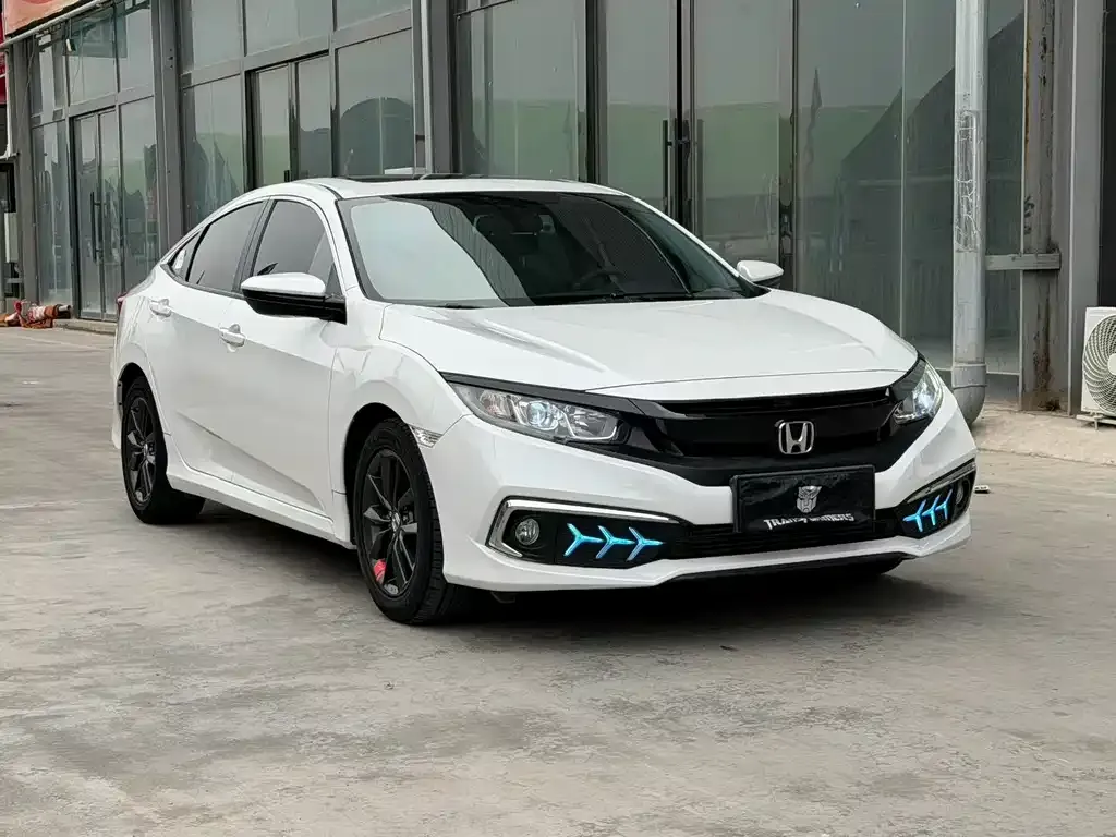 Honda Civic — фото 6