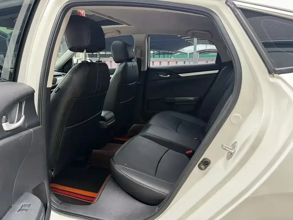 Honda Civic — фото 2
