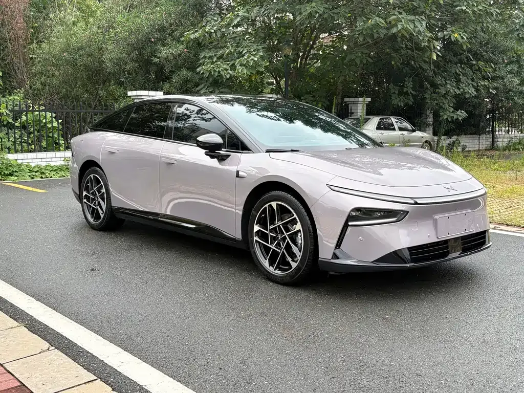 XPeng P7+ — фото 10