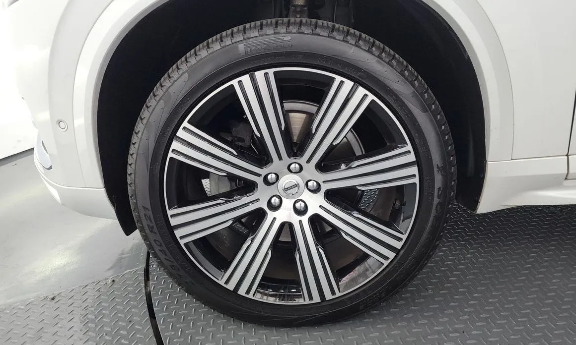 Volvo XC90 2023 из KR, фото 4