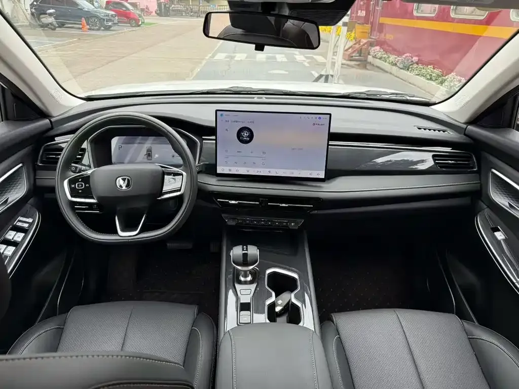 Changan CS75 2025 из CN, фото 2