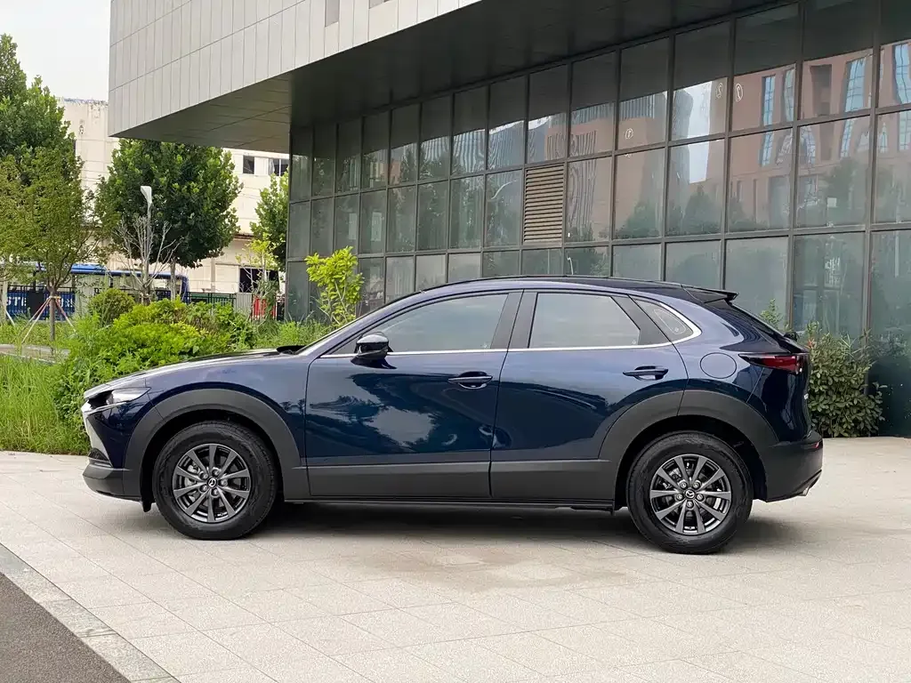Mazda CX-30 — фото 4