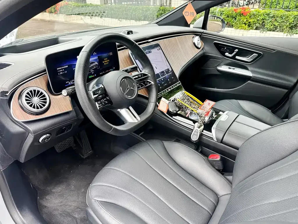 Mercedes-Benz EQE 2023 из CN, фото 3