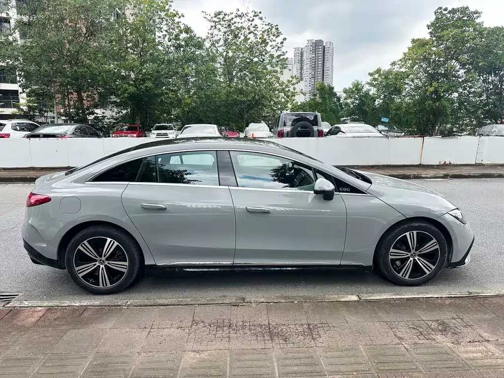 Mercedes-Benz EQE 2023 из CN, фото 6