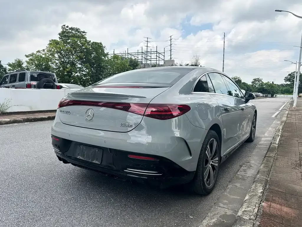 Mercedes-Benz EQE 2023 из CN, фото 10