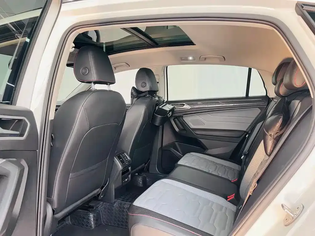 Volkswagen Tiguan X 2024 из CN, фото 4