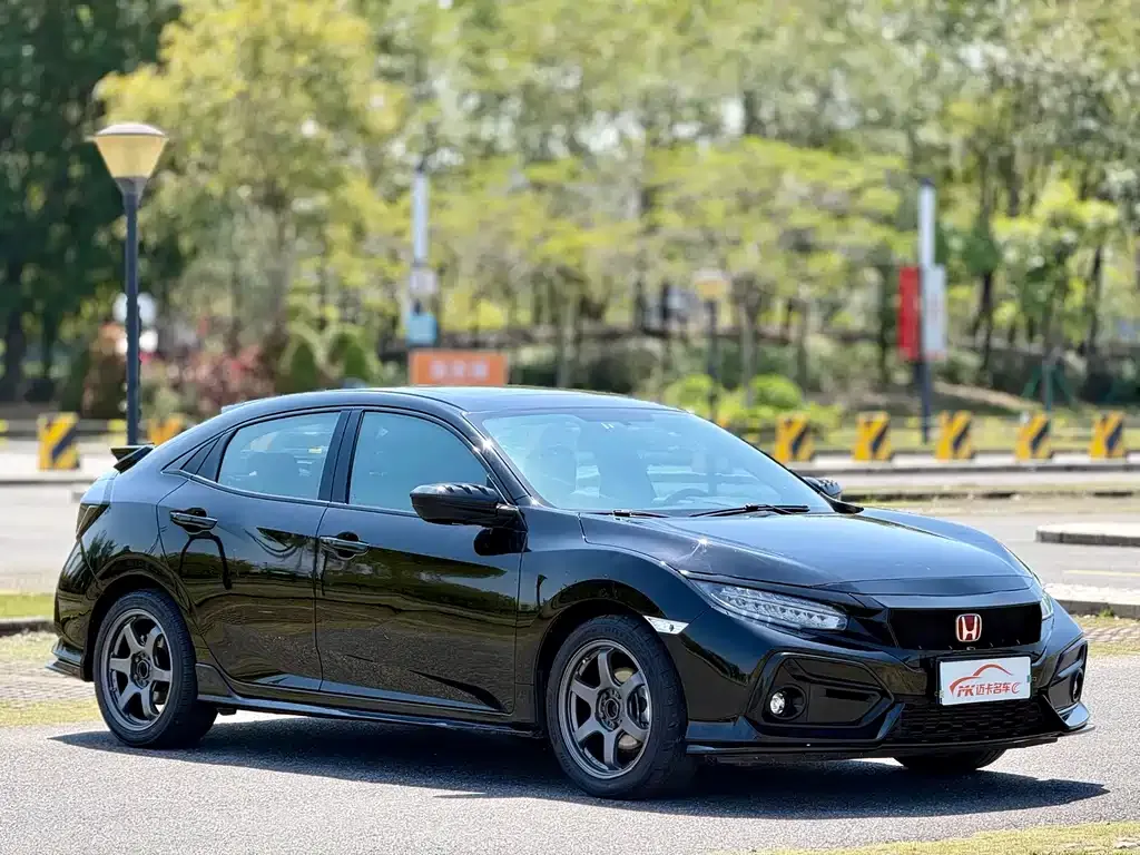 Honda Civic — фото 10